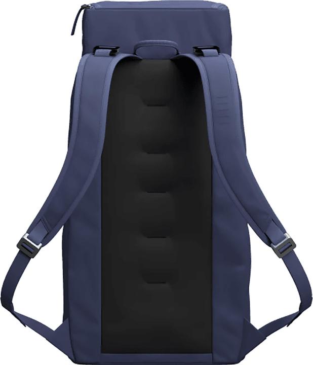 Actual product image D_b_ Hugger Backpack (30 l)