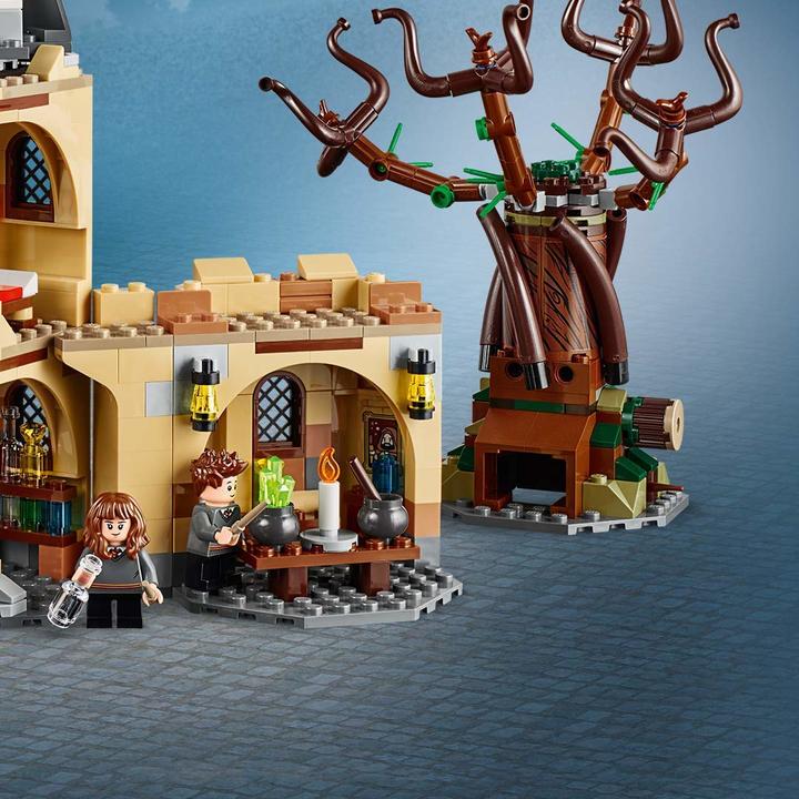 Actual product image LEGO The Whipping Willow of Hogwarts (75953, LEGO Harry Potter)