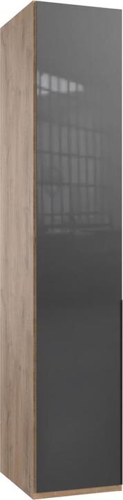 P09 Grauglas, P28 Plankeneiche