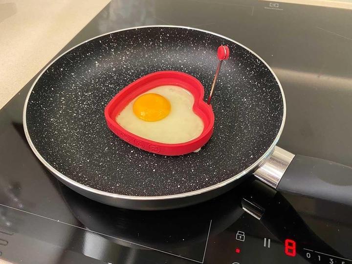 Actual product image Kinghoff Frying pan with marble coating MARMO 20cm KH-3979 (Frying pan, 20 x 4.50 cm)