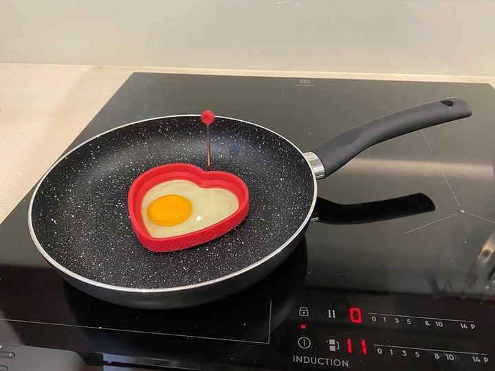 Actual product image Kinghoff Frying pan with marble coating MARMO 20cm KH-3979 (Frying pan, 20 x 4.50 cm)