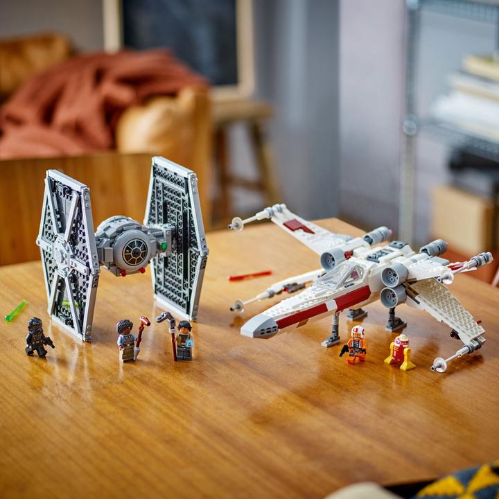 Immagine prodotto LEGO Mashup di TIE Fighter e X-Wing (75393, LEGO Star Wars)