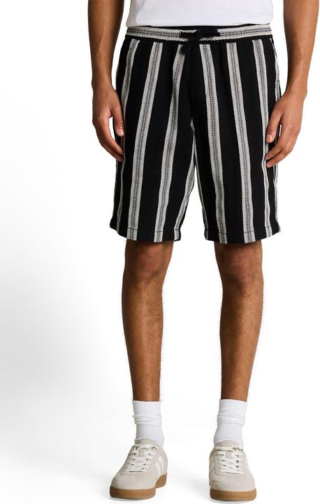 Actual product image Tom Tailor Relaxed-fit shorts with a striped pattern (M)