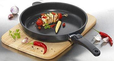Actual product image AMT Frying pan, Ø26cm AMT526-E-Z30-PL