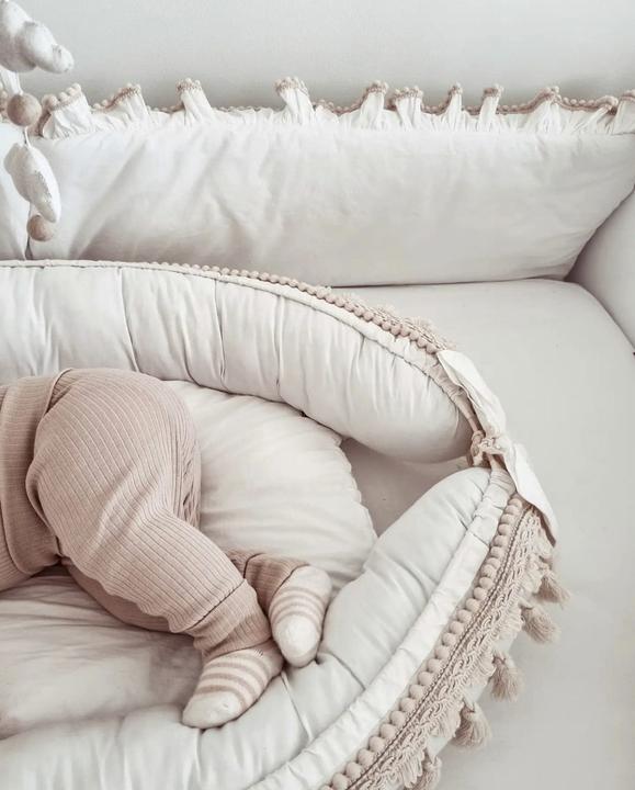 Produktbild Baby-Nest Bettumrandung