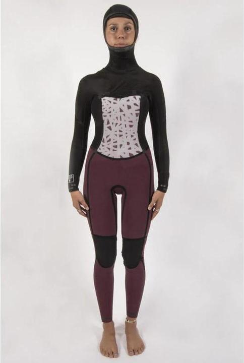 Immagine prodotto Sisstrevolution Combinaison néoprène femme 7 Seas Chest Zip à capuche solid black (5/4 mm)