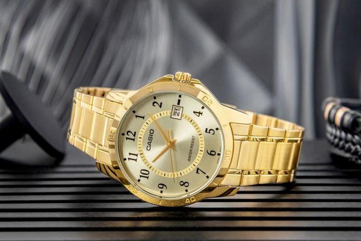 Immagine prodotto Casio Enticer MTP-V004G-9BUDF (Orologio da polso analogico, 40 mm)