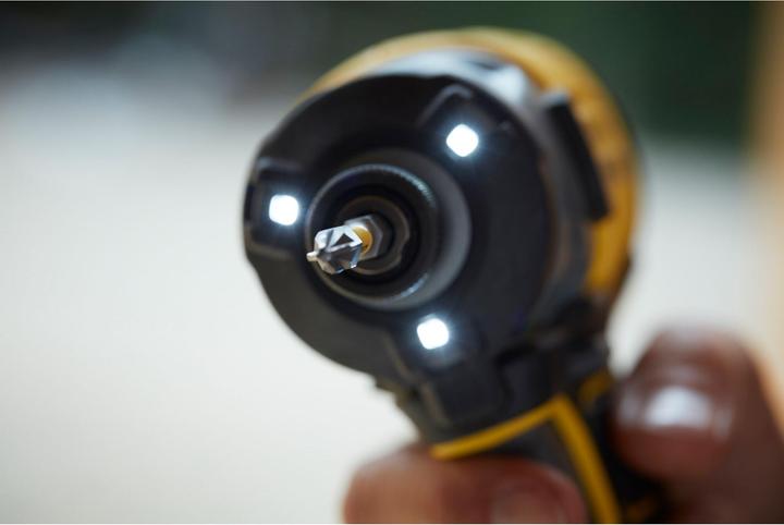 Produktbild Stanley ST IMPACT ATSUKTUVAS V20 190Nm 2x2.0Ah SFMCF820D2