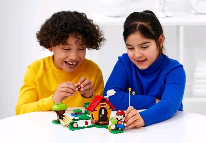 Actual product image LEGO Mario's House and Yoshi Expansion Set (71367, LEGO Super Mario)
