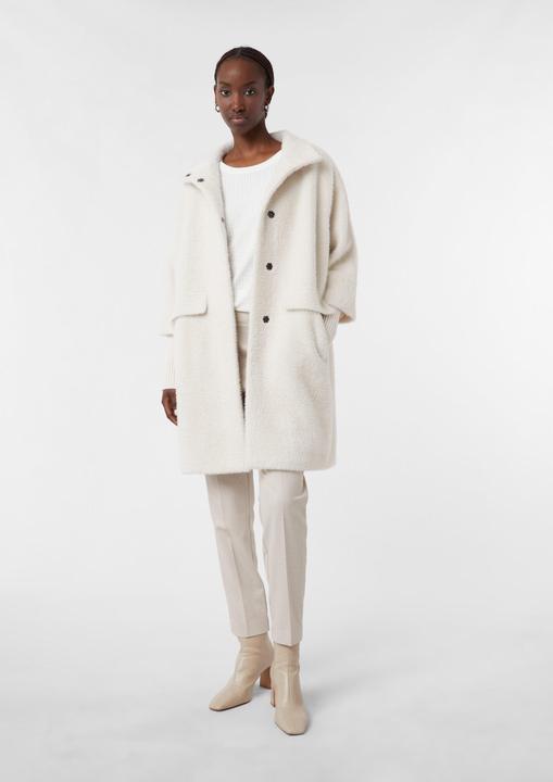 Produktbild Comma Langfloriger weicher Mantel im Cape-Stil
