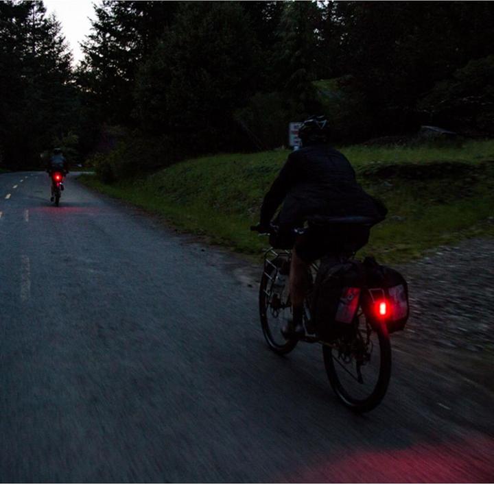 Actual product image Blackburn Local 15 (15 lm)