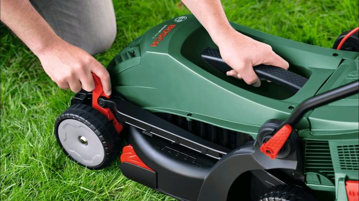 Productafbeelding Bosch Home & Garden Bosch Rasenmäher UniversalRotak 34-405 (Elektrische stroom)