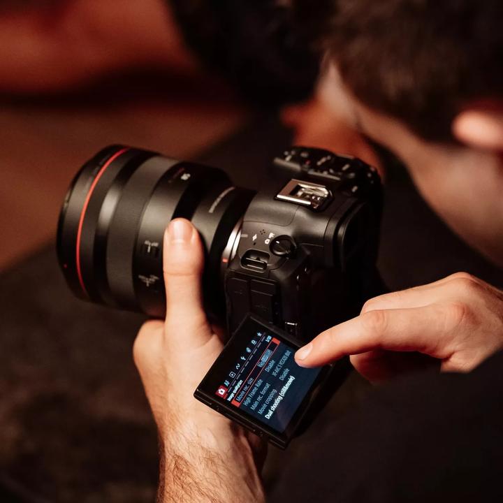 Produktbild Canon EOS R5 Mark II (45 Mpx, Vollformat)