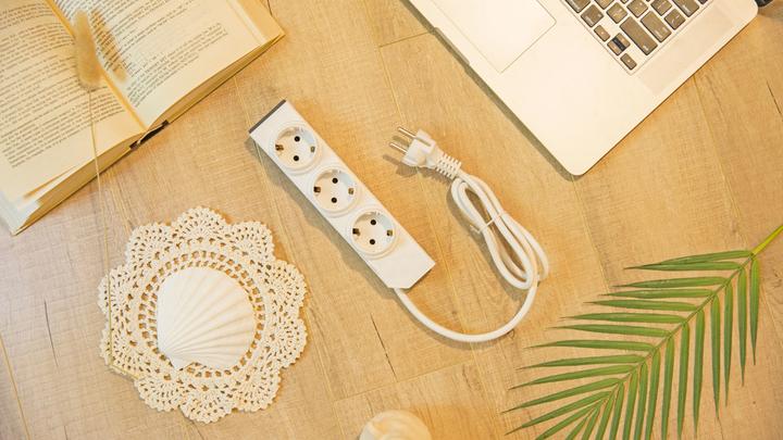Actual product image Allocacoc 10013/PSMDFR Extension Cable 1 m 3 AC Outputs Indoor White (3 x, CEE 7/5, 1 m)