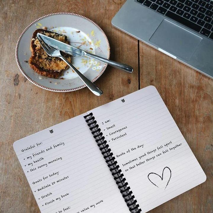 Image du produit Whynote Notizbuch A5 WNBOK017 starter-kit, Eule (A5, À rayures, Couverture rigide)