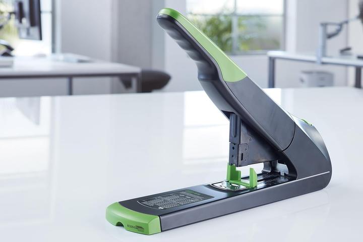 Actual product image Novus Stapler B56 RE+NEW black/green (200 Sheets)