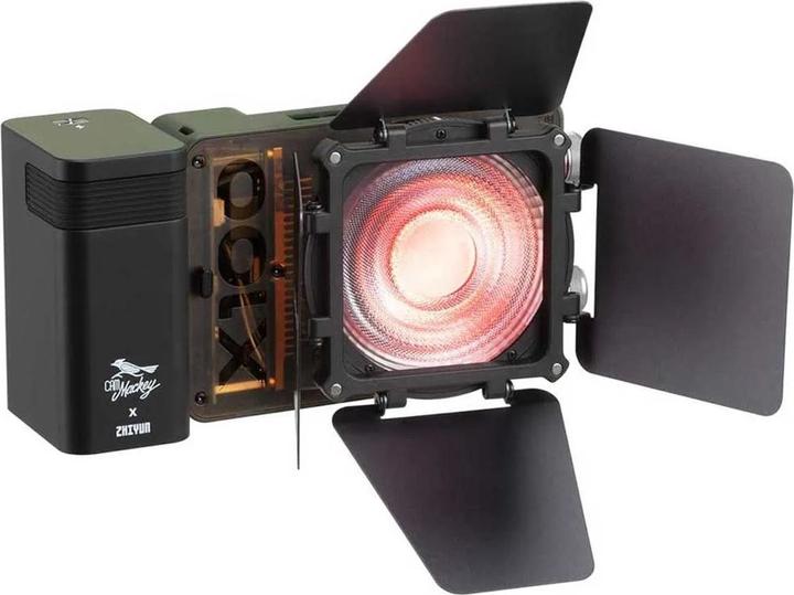 Zhiyun Molus X100RGB Pro (Videoleuchte)