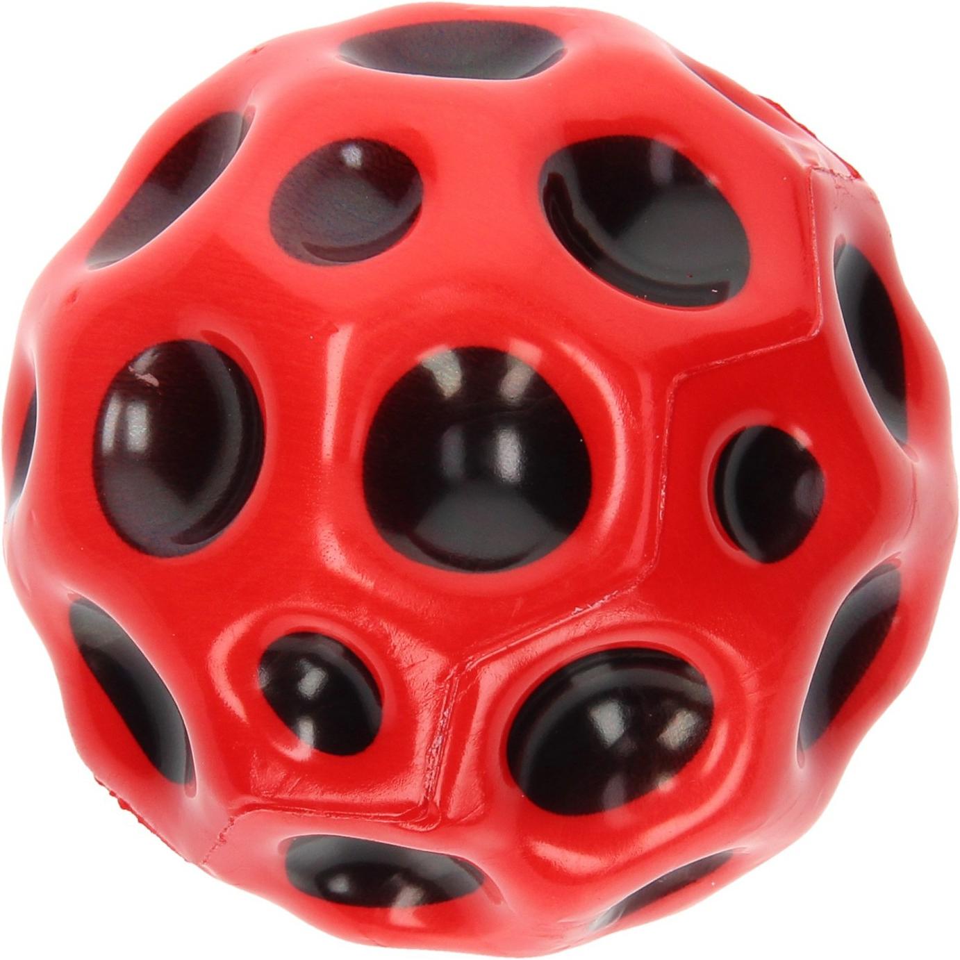 Thumbnail - Hoher springender Ball