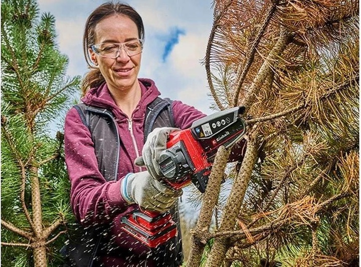 Actual product image Einhell 4600040 GE-PS 18/15 Li BL-Solo Power X-Change 18V Li-Ion cordless chainsaw (Battery chain saw)