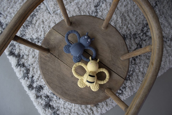 Actual product image Filibabba Teething ring - Felix the fly natural rubber - Muddly Blue