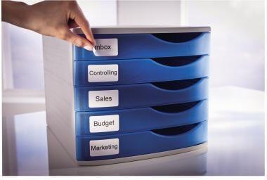 Actual product image Avery Roll labels