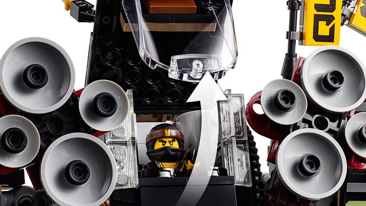 Actual product image LEGO Ninjago Cole's Thunder Megh (70632, LEGO Ninjago)