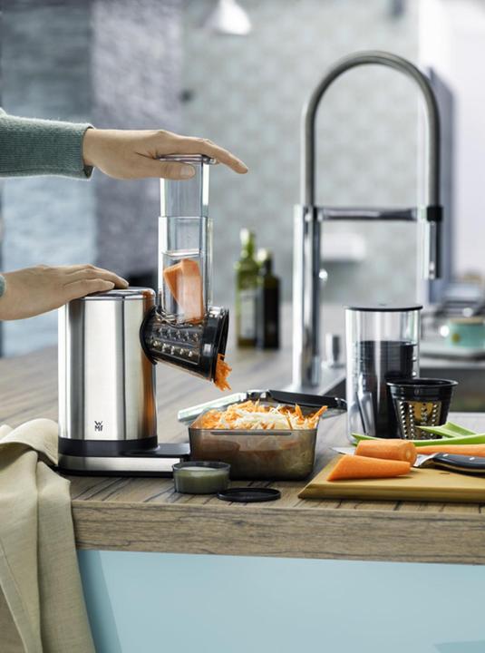 Produktbild WMF KÜCHENminis elektrische Gemüseraspel / Küchenreibe Salat-to-go