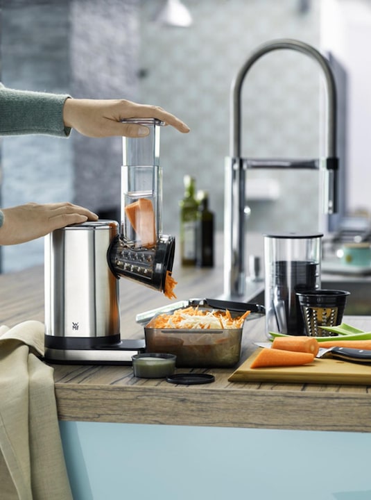 Produktbild WMF KÜCHENminis elektrische Gemüseraspel / Küchenreibe Salat-to-go