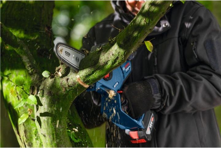 Produktbild Bosch Professional GKE 18V-20 (solo C) (Akku Kettensäge)