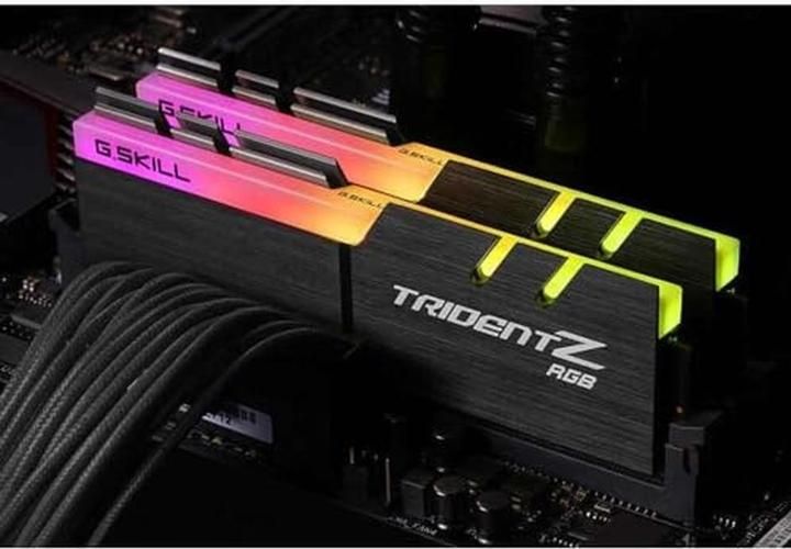 Produktbild G.Skill Trident Z RGB (for AMD) (2 x 16GB, 3200 MHz, DDR4-RAM, DIMM)