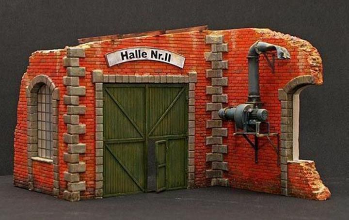 Actual product image Plus Model Factory wall with gate