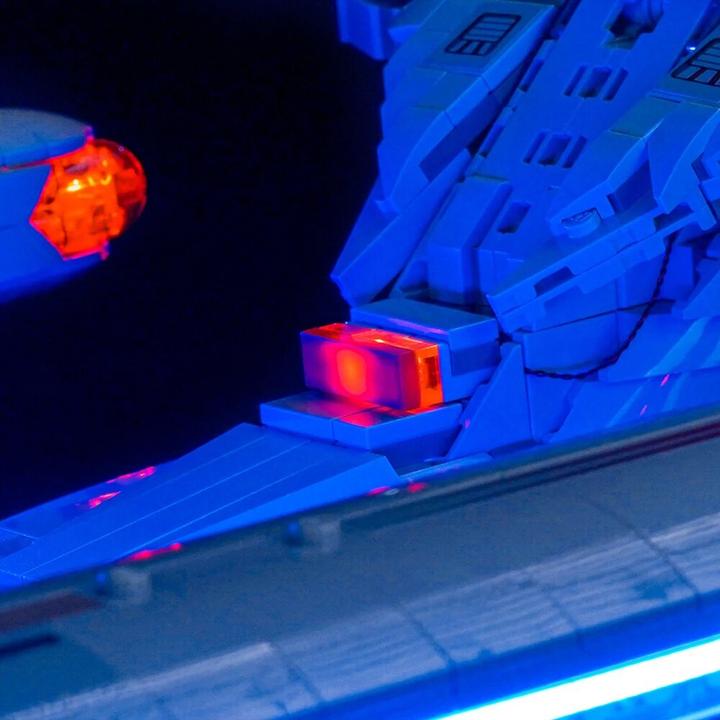 Produktbild BrickBling LED Licht Set für LEGO Star Trek: U.S.S. Enterprise NCC-1701-D™ (10356) inkl. Fernbedienung