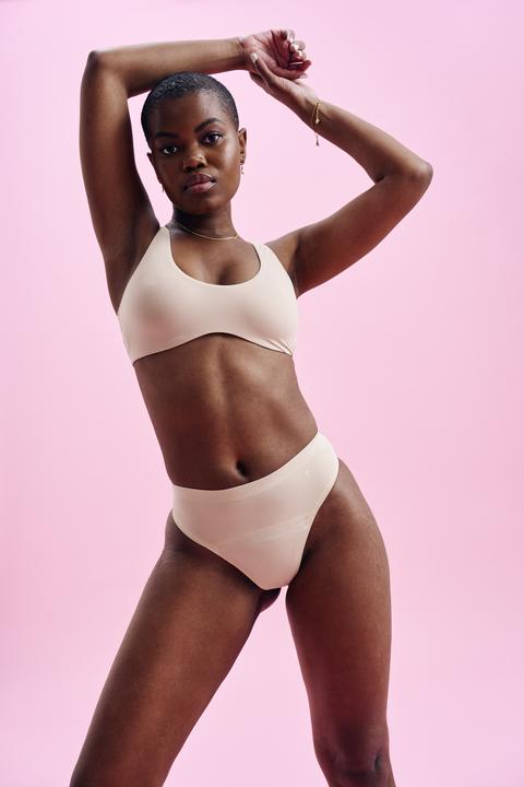 Produktbild The Female Company Tanga Seamless Strong (36)