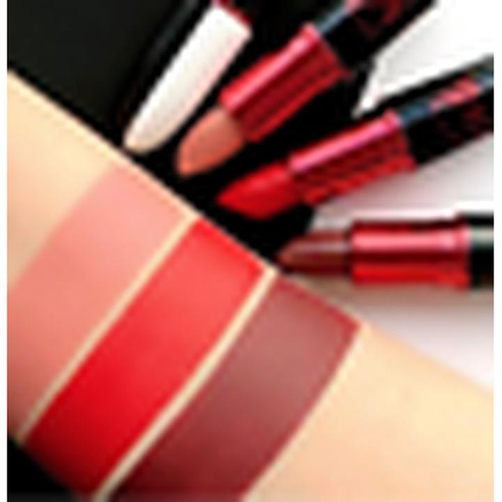 Actual product image MAC Cosmetics lipstick (Camden Caper)