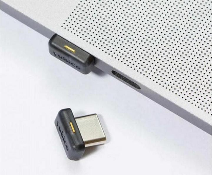 Actual product image Yubico YubiKey 5C Nano