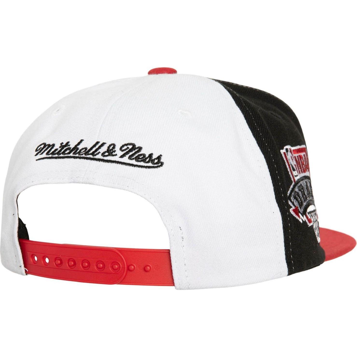 Thumbnail - Mitchell & Ness, Herren, Cap, Snapback Cap - CORE I Chicago Bulls, Schwarz, (One Size)