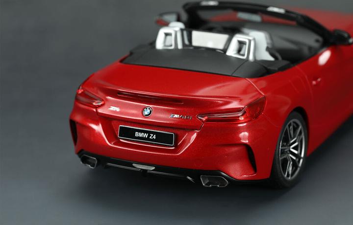 Immagine prodotto Meng-Model BMW Z4 M40i