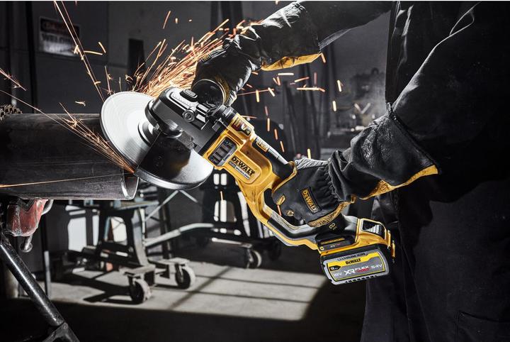 Immagine prodotto DeWalt DCG460NK FLEXVOLT Accu Haakse Slijper 230mm 54V Basic Corpo in custodia (230 mm)