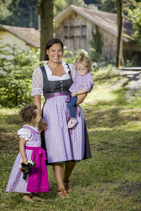 Immagine prodotto Jenni Hemden Dirndeli Leila (74)