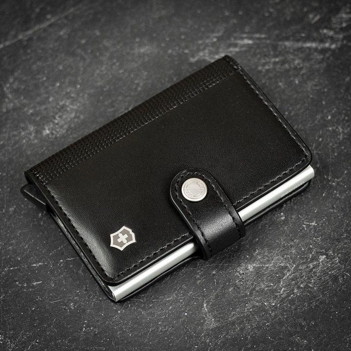 Actual product image Victorinox Altius Secrid