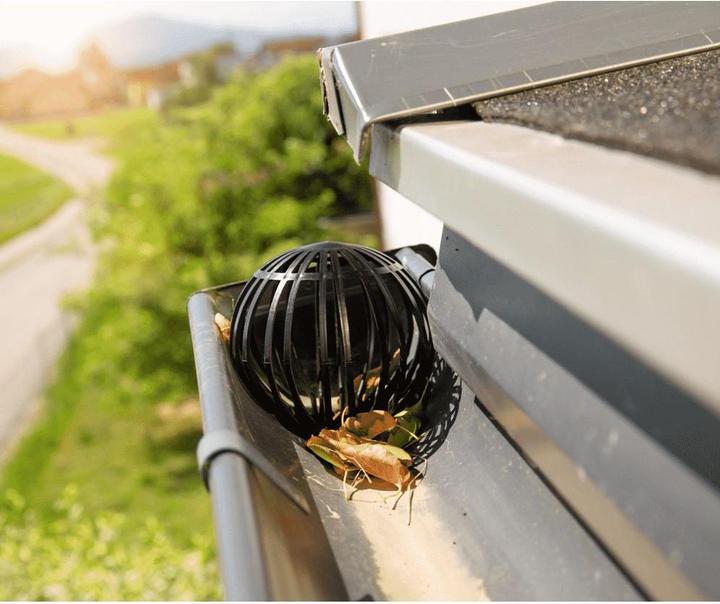 Actual product image Windhager Guttering Leaf protection