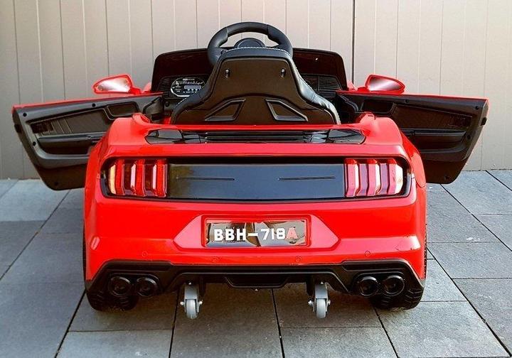 Productafbeelding Lean Toys De batterijauto is rood (12 V)