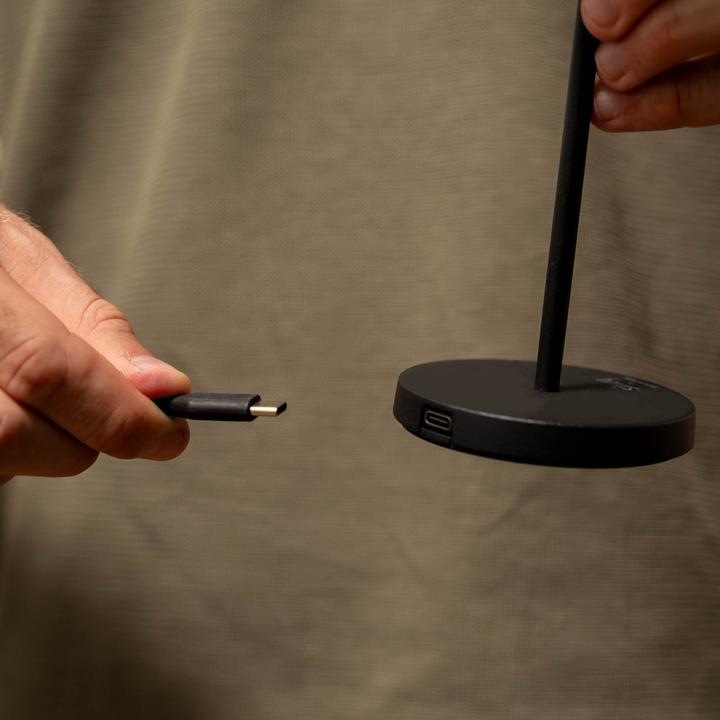 Produktbild Silwy Magnet-Leuchte Portofino Black inkl. Platzset und Pad (198 lm)