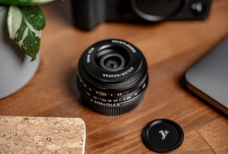 Produktbild Voigtländer Color-Skopar 18mm / 2.8 asph. (Fujifilm X, APS-C / DX)