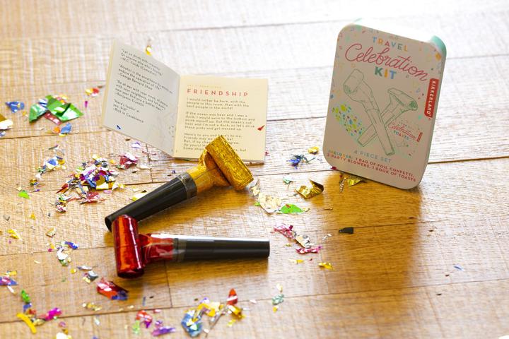 Actual product image Kikkerland Celebration kit
