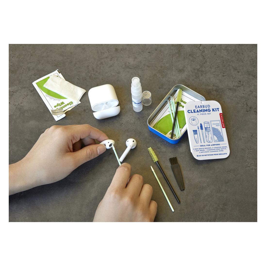 Kit De Nettoyage Pour Écouteurs Earbud Cleaning Kit CD529 - Outil Complet Pour Un Son Parfait