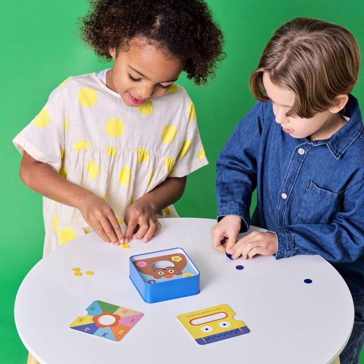 Immagine prodotto Kikkerland On The Go 3 in 1 Tiddlywinks Game (Tedesco, Spagnolo, Francese, Italiano, Islandese, Portoghese, Inglese)
