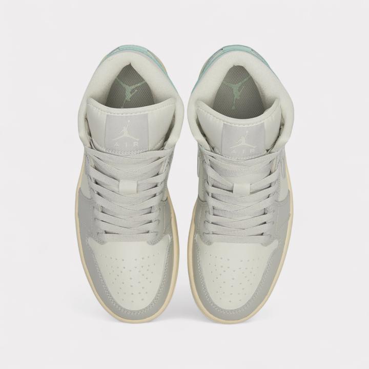 Produktbild Jordan Air 1 Mid (42)