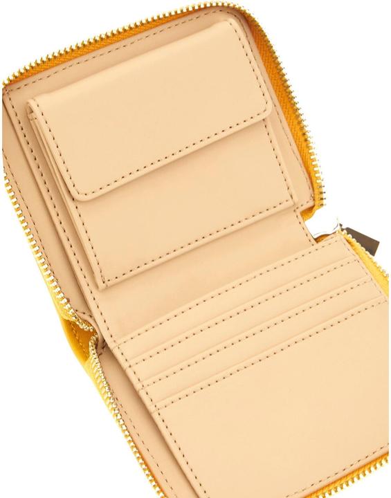 Actual product image Guess Neda