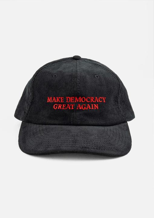 Produktbild Plakativ «Make Democracy Great Again» Courdroy Cap Black